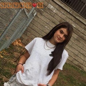 Meet your Posher, Hanin